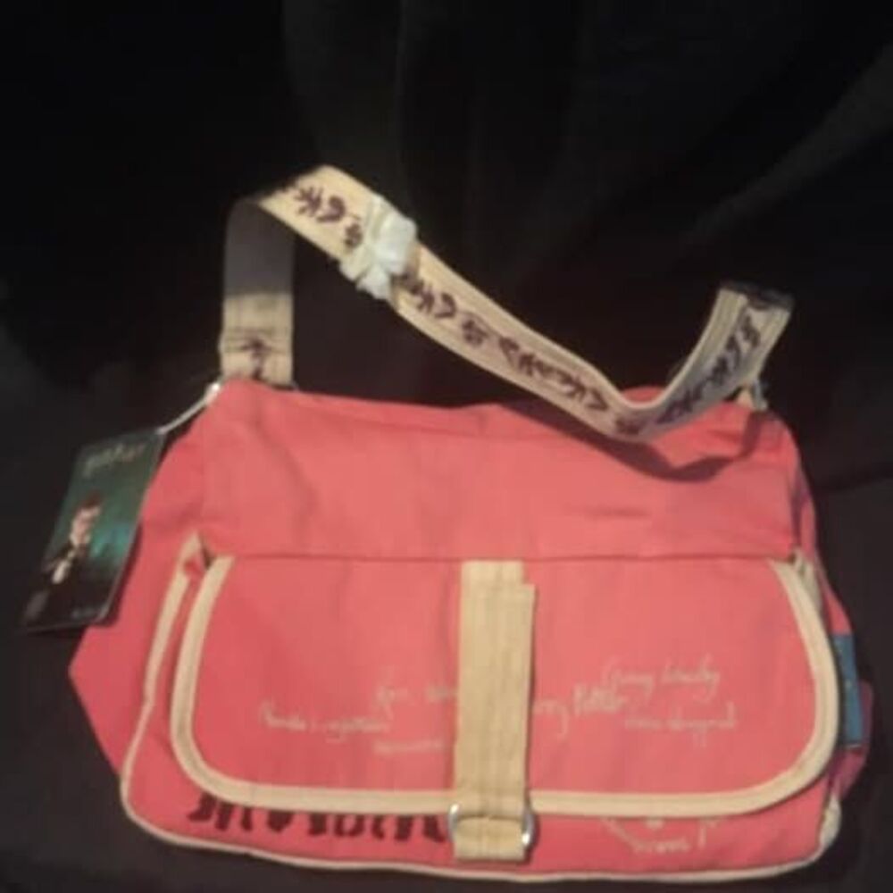 Harry Potter purse. Dumbledore's Army (or the D.A.) Hogwarts School New
